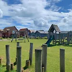 Caramel At The Bay Filey, Sleeps 6, 2 Dogs Welcome For Free Too Vakantiehuis Filey