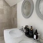 Caramel At The Bay Filey, Sleeps 6, 2 Dogs Welcome For Free Too Filey