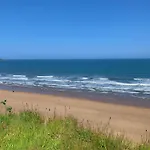 Caramel At The Bay Filey, Sleeps 6, 2 Dogs Welcome For Free Too *