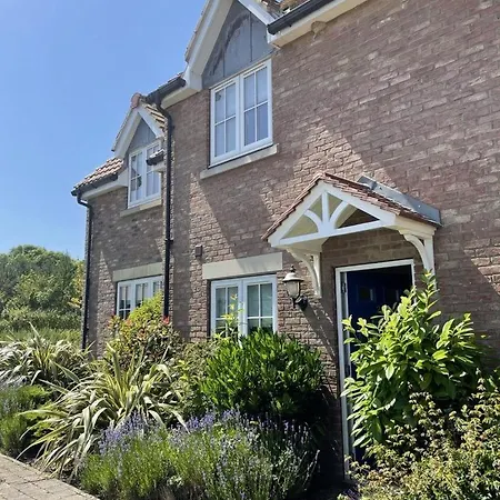 Caramel At The Bay Filey, Sleeps 6, 2 Dogs Welcome For Free Too Ferienhaus *